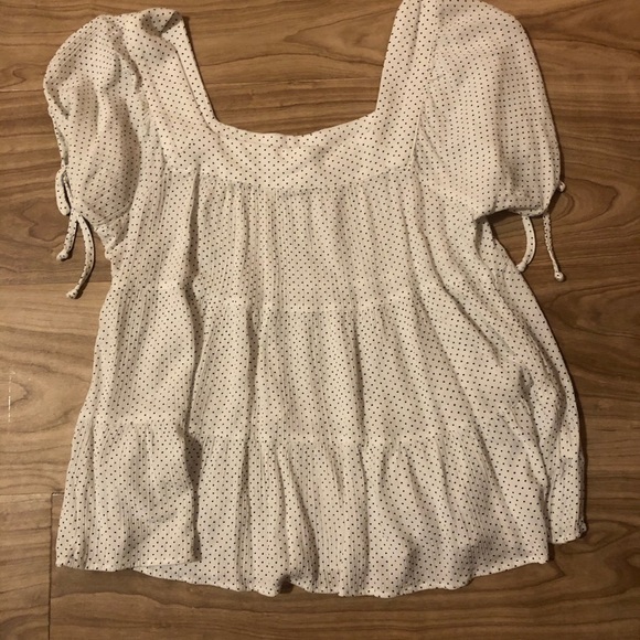 Maurices polka dot blouse - Picture 4 of 5